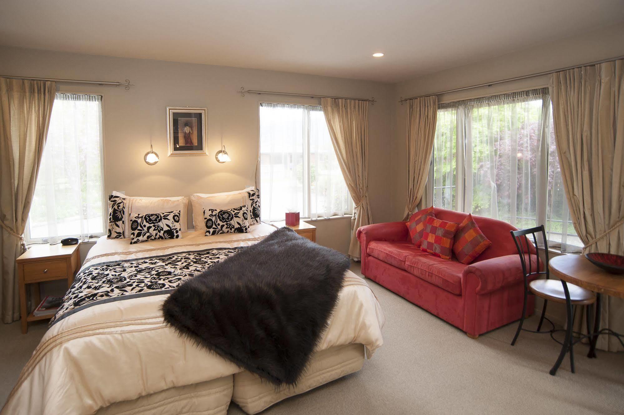Blue Ridge Studios And Bed & Breakfast Te Anau Zewnętrze zdjęcie